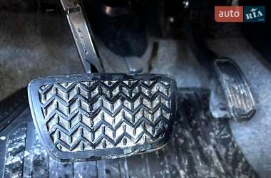 Хэтчбек Toyota Prius 2014 в Кропивницком