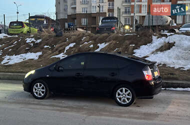 Хэтчбек Toyota Prius 2005 в Львове