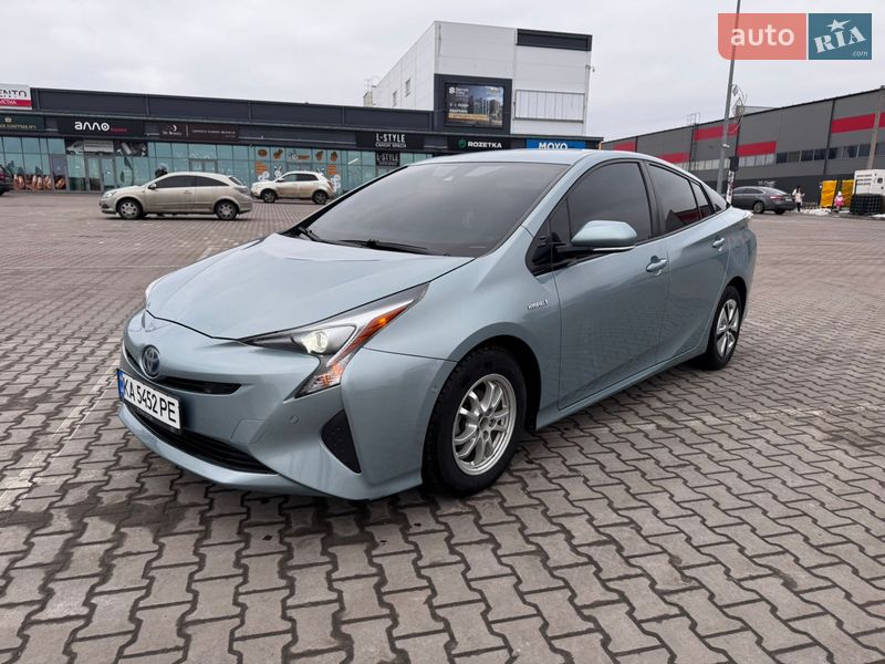 Toyota Prius 2017