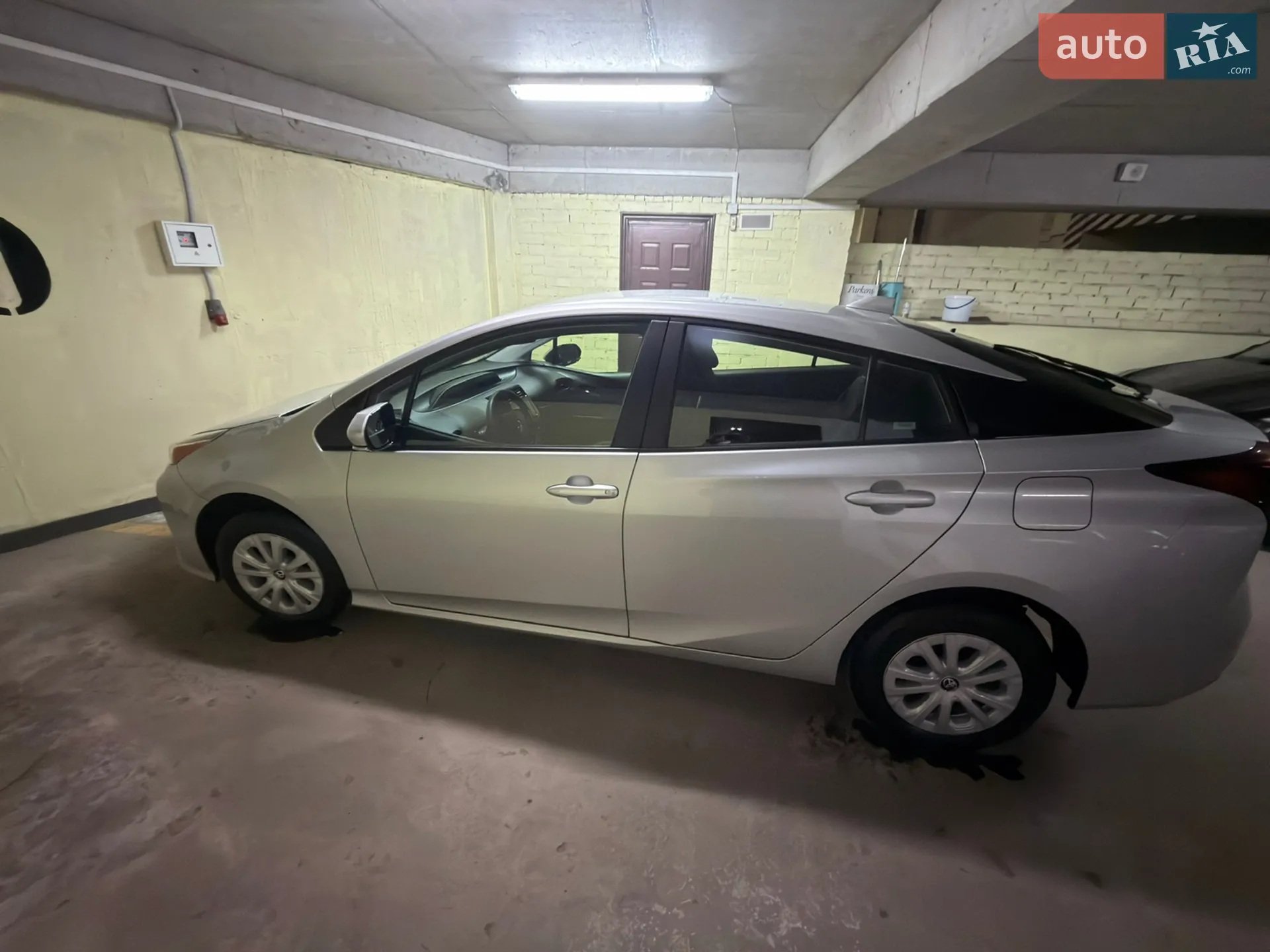 2020 Toyota Prius - мініатюра 6