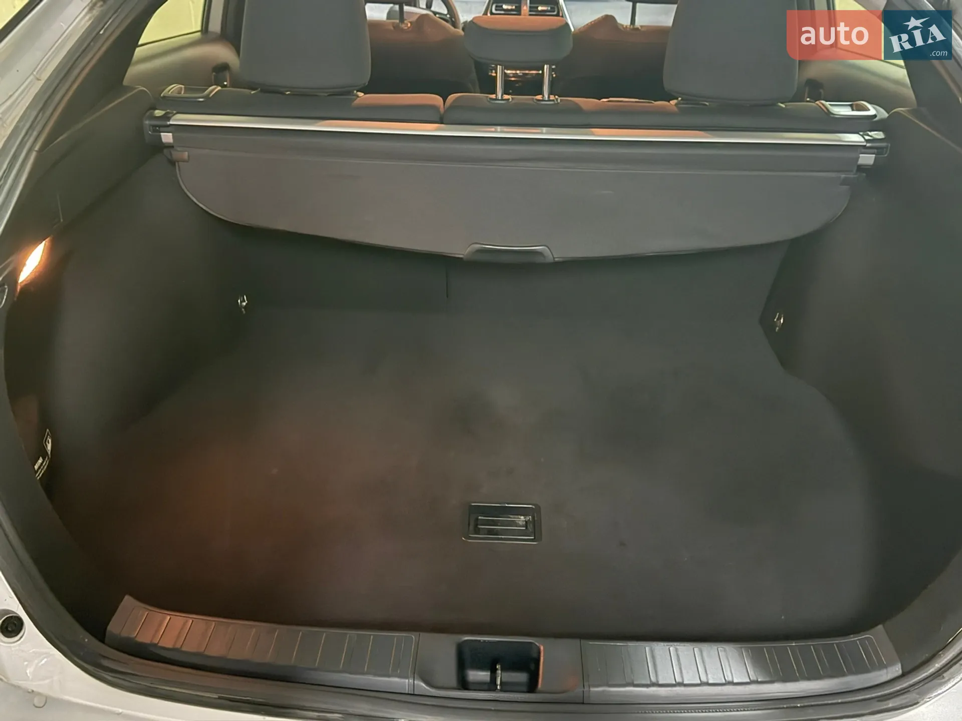 2020 Toyota Prius - мініатюра 12