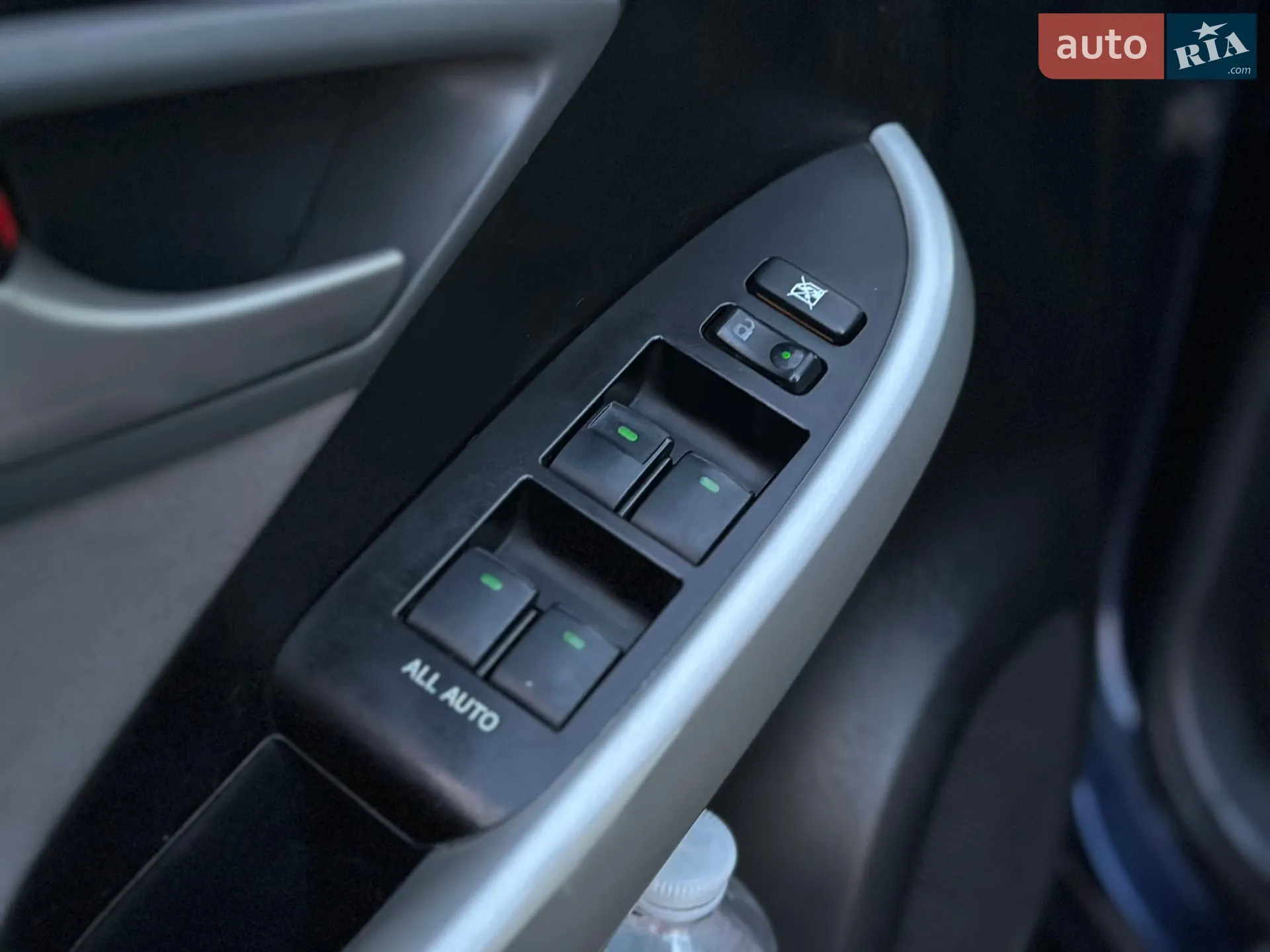 2012 Toyota Prius - мініатюра 14