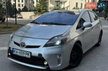 Хэтчбек Toyota Prius 2013 в Киеве
