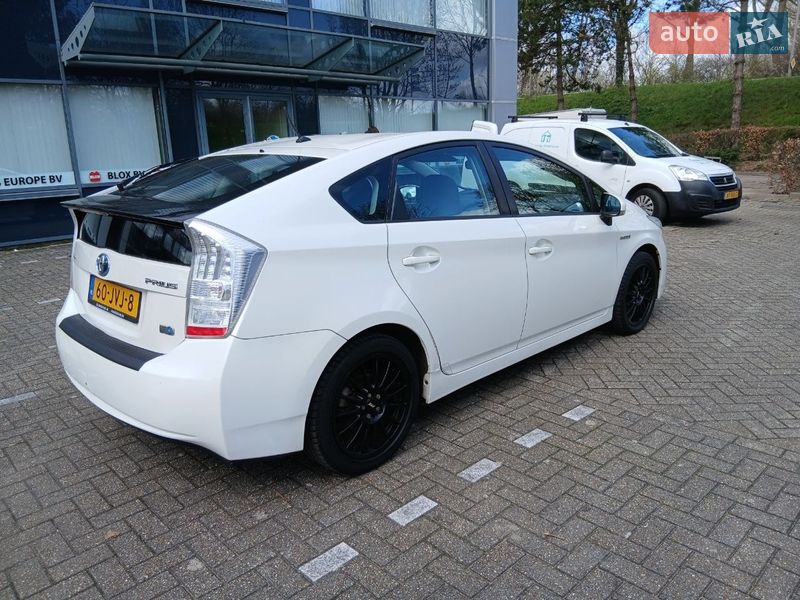Хэтчбек Toyota Prius 2009 в Киеве фото 3 Хэтчбек Toyota Prius 2009 в Киеве