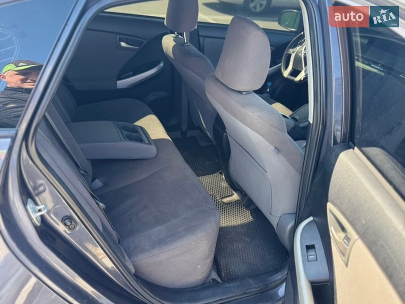 Хетчбек Toyota Prius 2013 в Умані