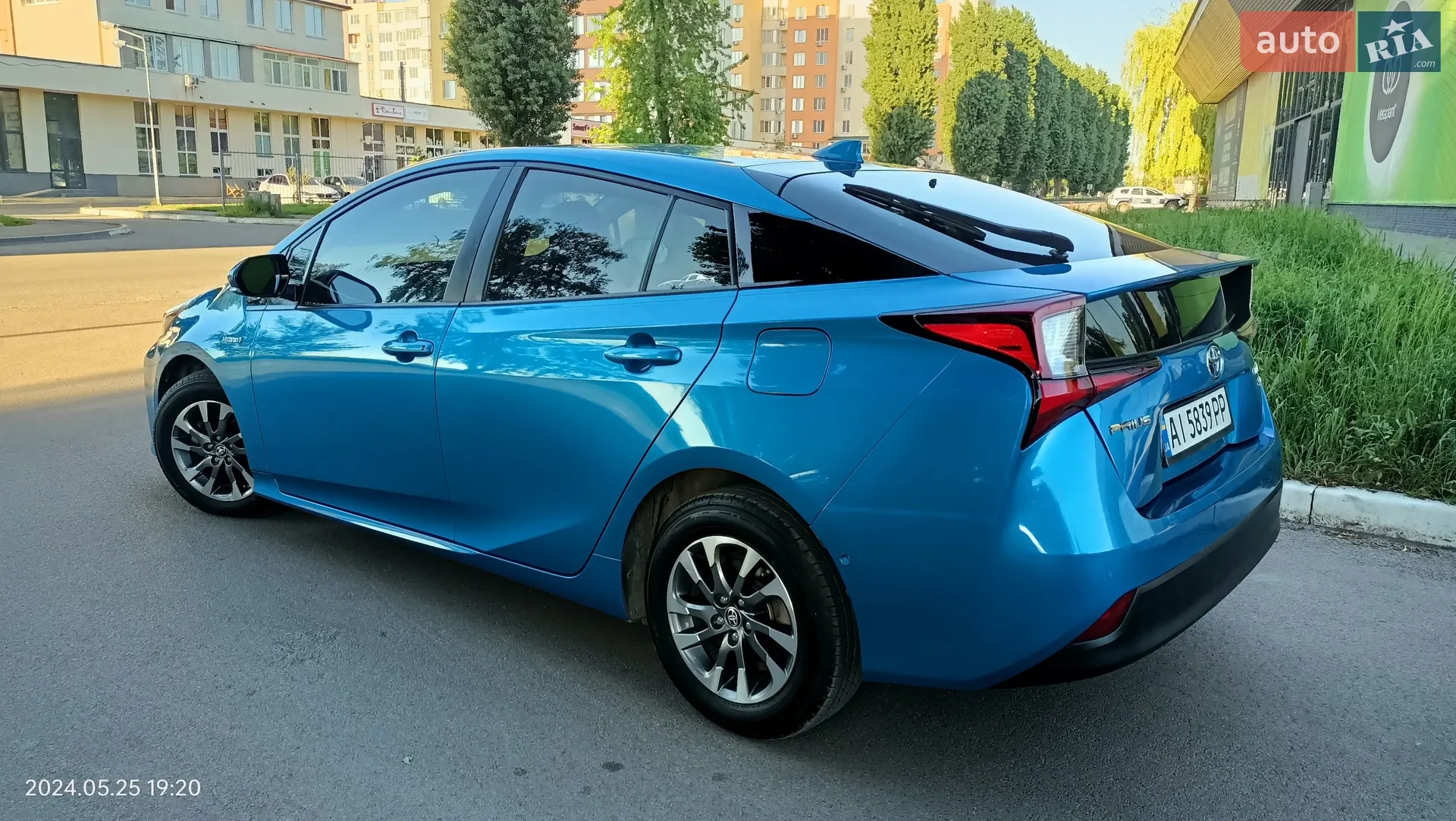 2019 Toyota Prius - мініатюра 3