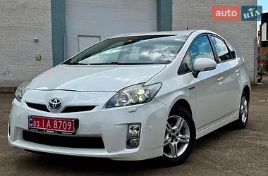 Хэтчбек Toyota Prius 2010 в Луцке