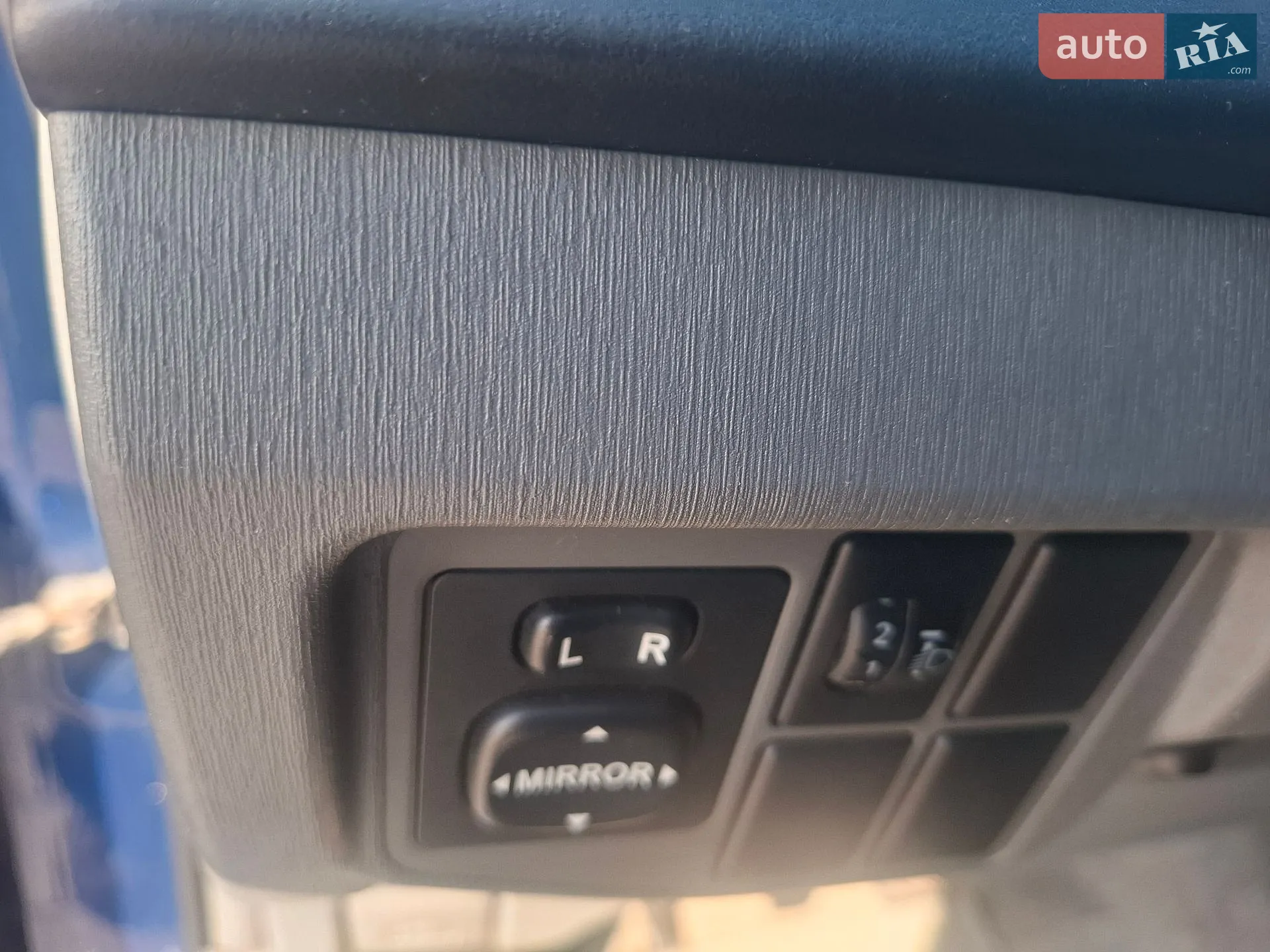 2010 Toyota Prius - мініатюра 2