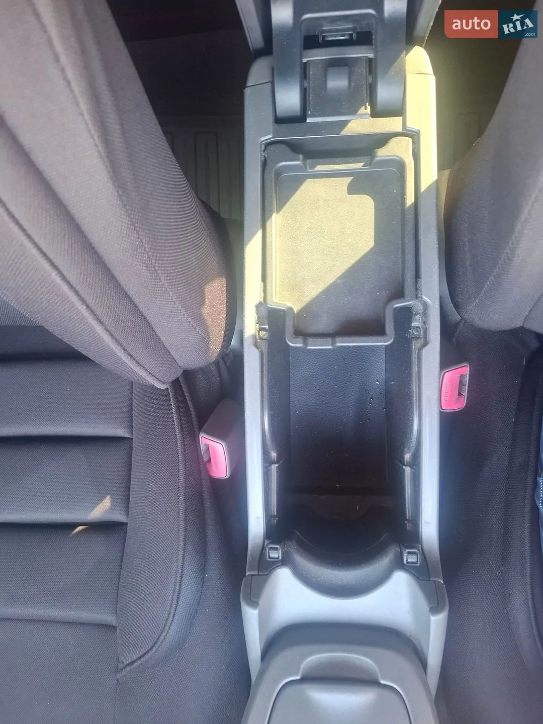 2010 Toyota Prius - мініатюра 17