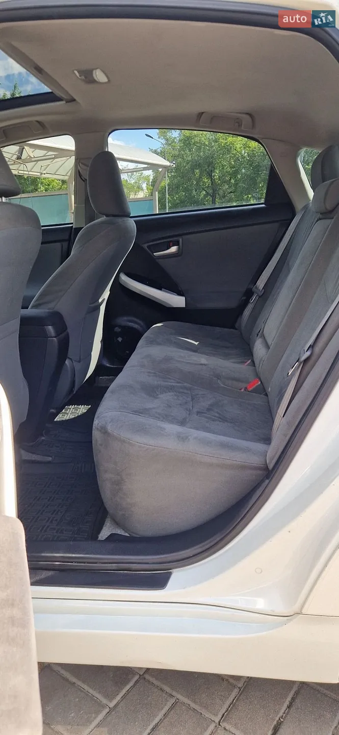 2013 Toyota Prius - мініатюра 13