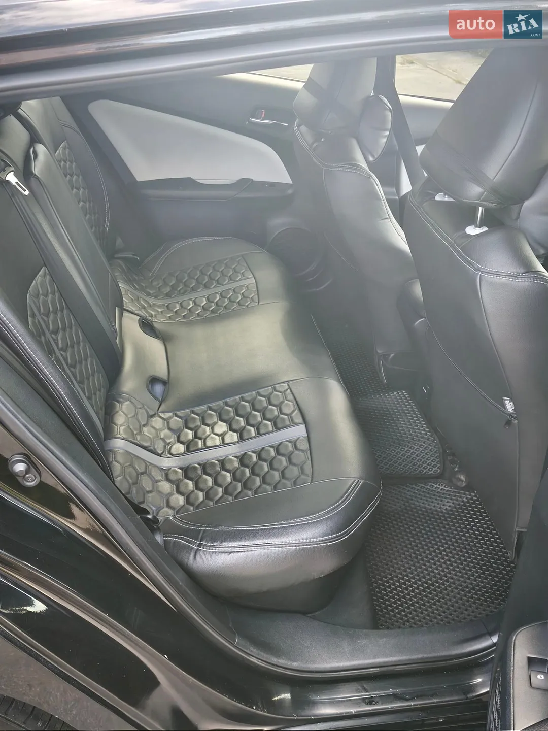 2016 Toyota Prius - мініатюра 23