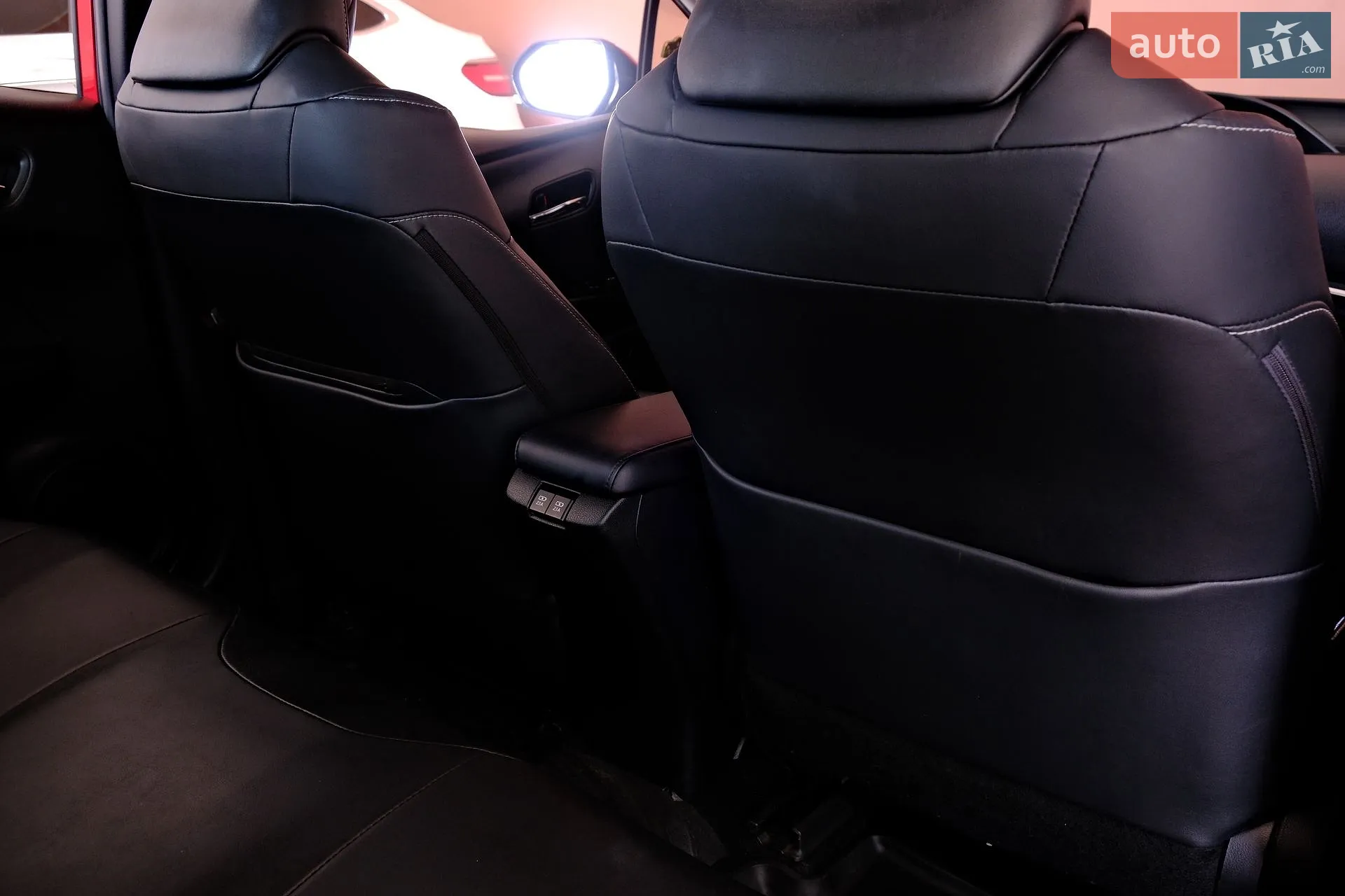 2019 Toyota Prius - мініатюра 37