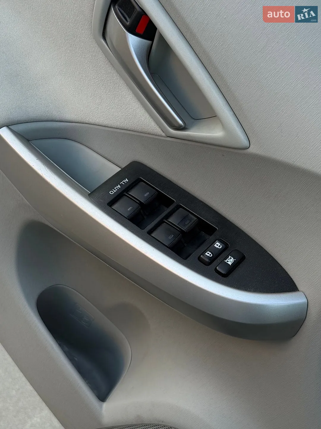 2015 Toyota Prius - мініатюра 13