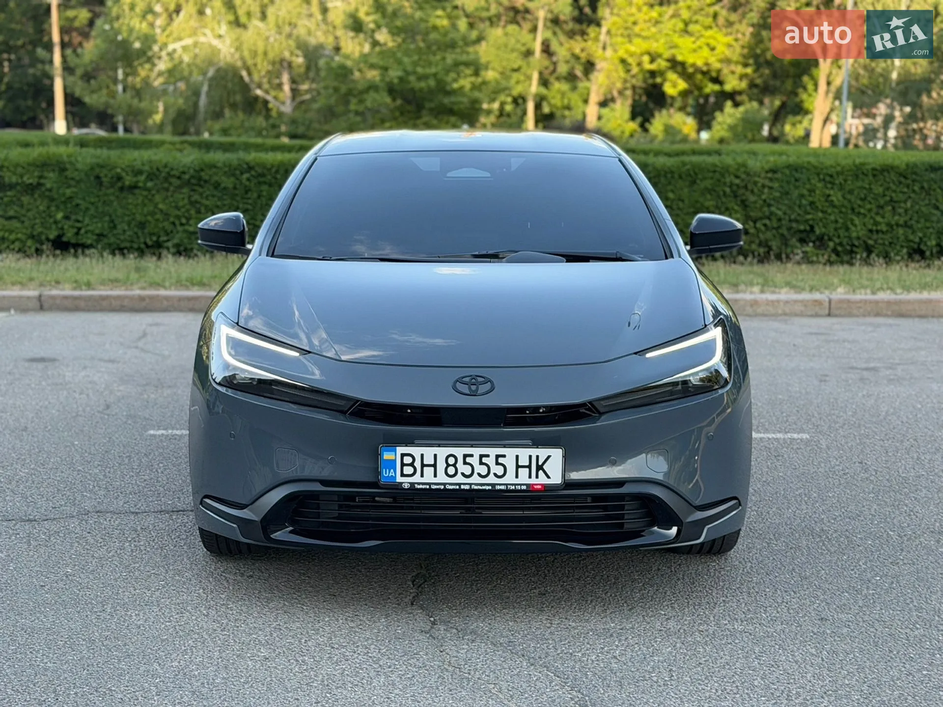 Toyota Prius Prime 2025 VIN JTDACACU3S3051557 фото оголошення 2 з 35