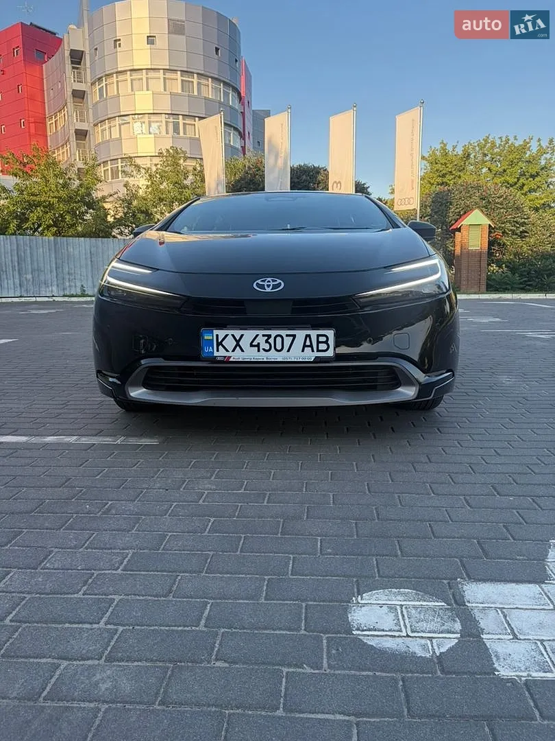 2025 Toyota Prius - мініатюра 2