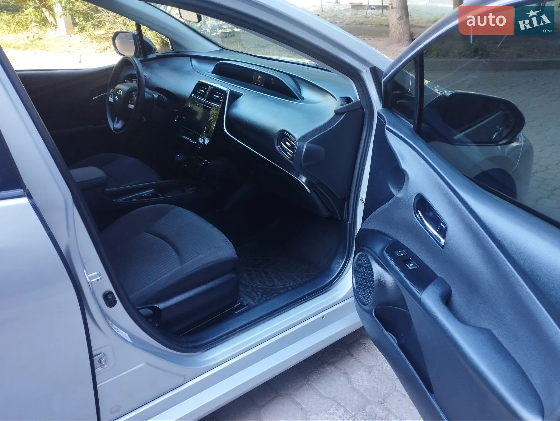 2016 Toyota Prius - мініатюра 16
