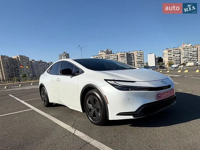 Toyota Prius 2024