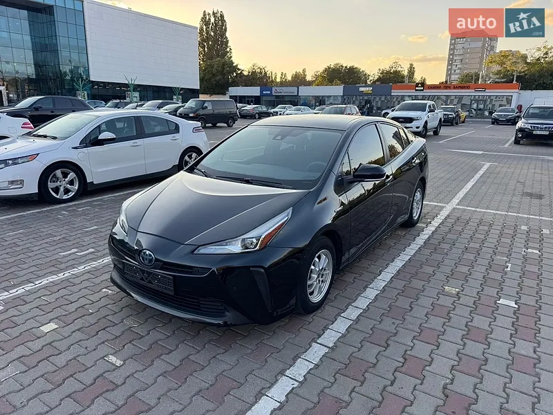 Toyota Prius 2021