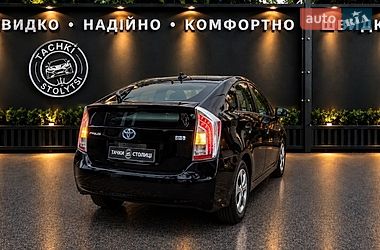 Хэтчбек Toyota Prius 2014 в Киеве фото 8 Хэтчбек Toyota Prius 2014 в Киеве