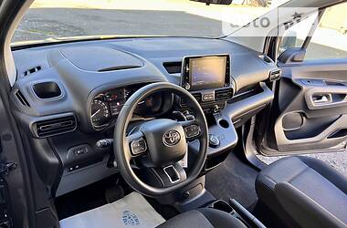 Минивэн Toyota Proace City Verso 2021 в 