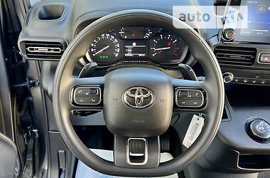 Минивэн Toyota Proace City Verso 2021 в 