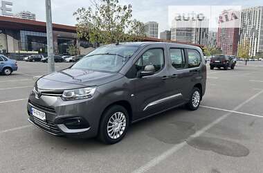 Мінівен Toyota Proace City Verso 2021 в Києві