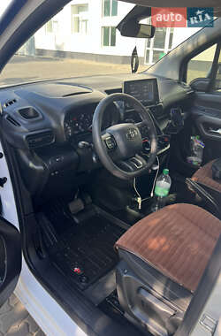 Минивэн Toyota Proace City Verso 2021 в 