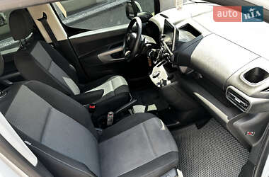 Минивэн Toyota Proace City 2021 в 