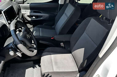 Минивэн Toyota Proace City 2021 в 