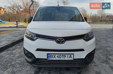 Минивэн Toyota Proace City 2020 в 