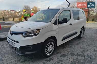 Минивэн Toyota Proace City 2020 в 