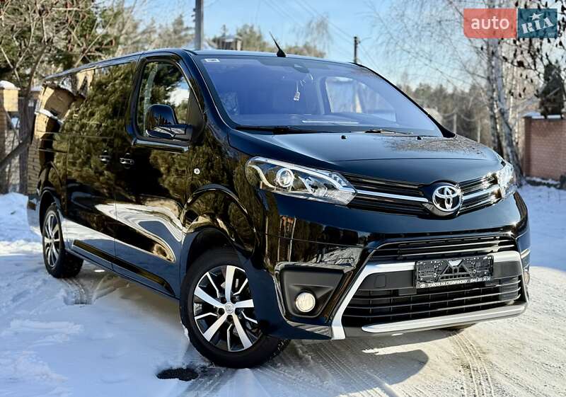 Мінівен Toyota Proace Verso 2024 в Києві