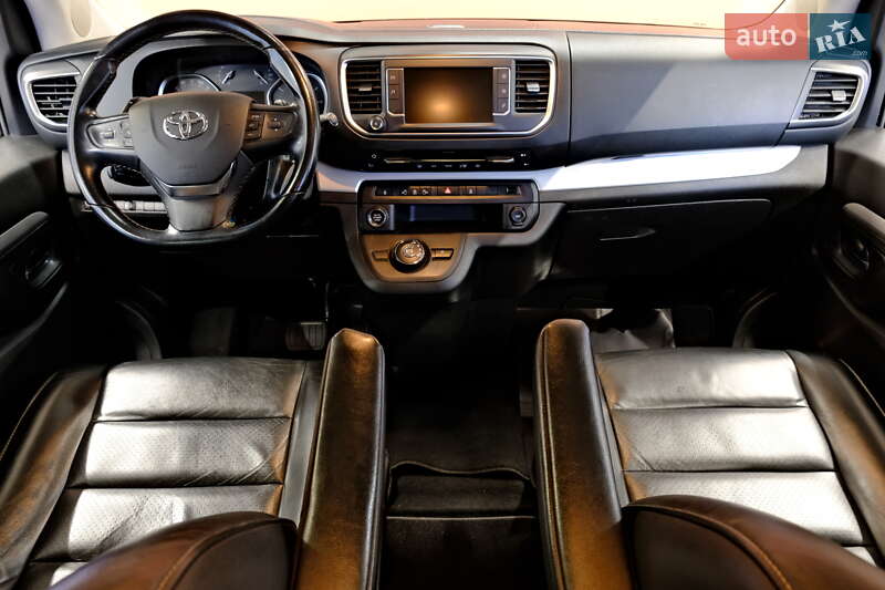 Мінівен Toyota Proace Verso 2022 в Одесі