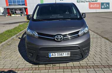 Грузовой фургон Toyota Proace 2018 в Тячеве