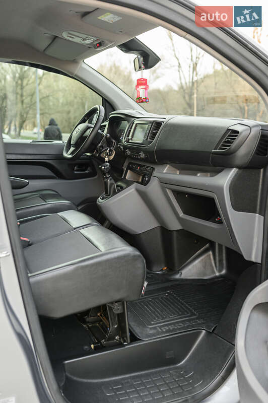 Мінівен Toyota Proace 2019 в Львові