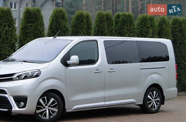Мінівен Toyota Proace 2021 в 