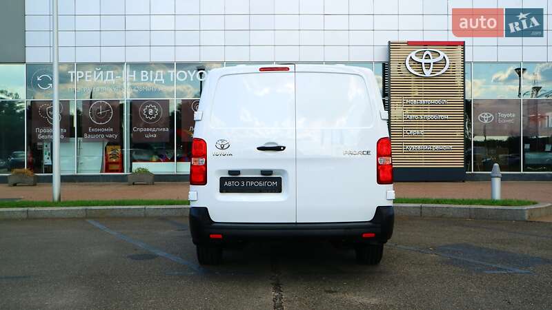 Вантажний фургон Toyota Proace 2021 в Києві