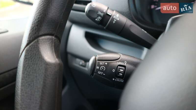 Вантажний фургон Toyota Proace 2021 в Києві