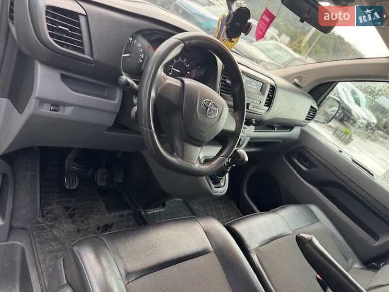 Грузовой фургон Toyota Proace 2018 в Львове