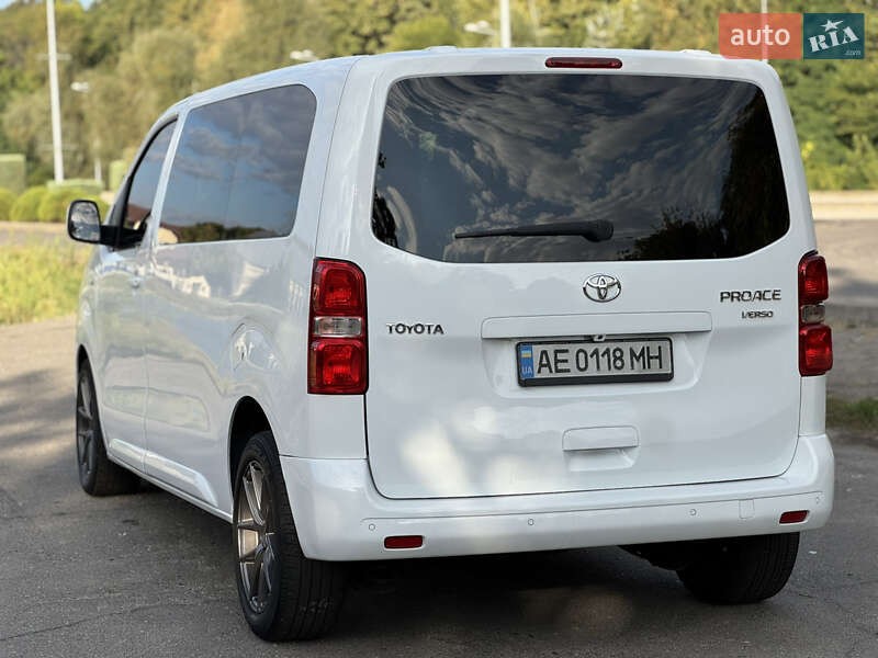 Мінівен Toyota Proace 2019 в Дніпрі