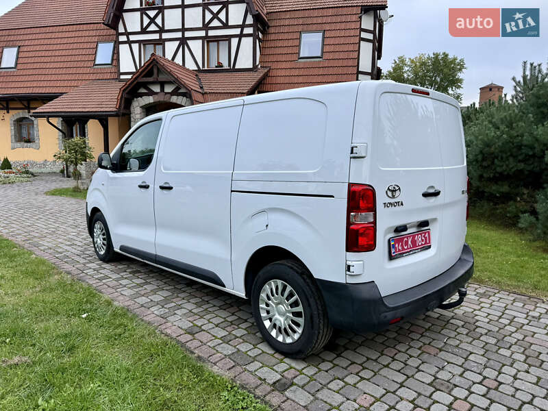 Грузовой фургон Toyota Proace 2023 в Калуше