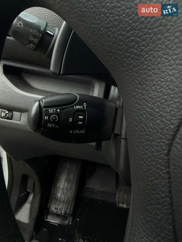 Грузовой фургон Toyota Proace 2023 в Калуше