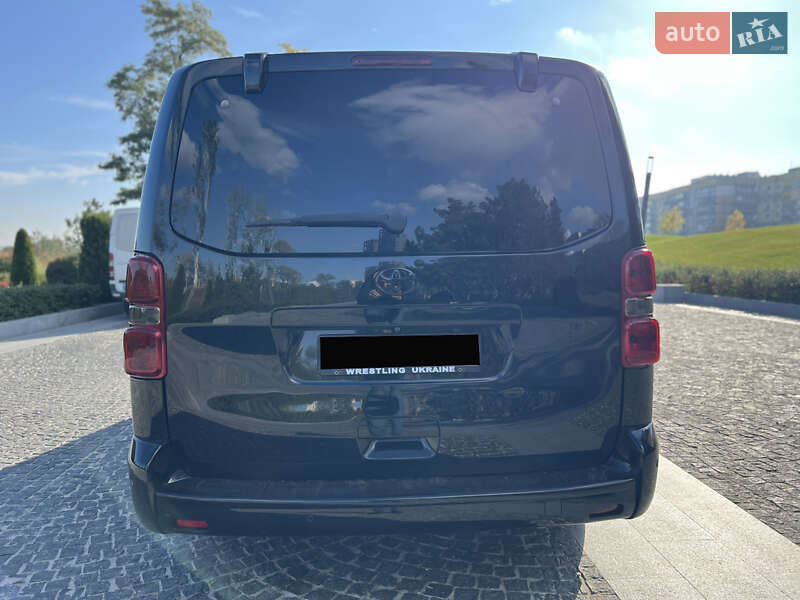Мінівен Toyota Proace 2017 в Дніпрі фото 10 Мінівен Toyota Proace 2017 в Дніпрі