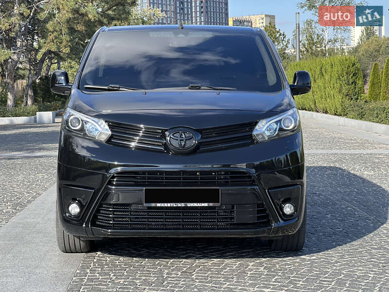 Мінівен Toyota Proace 2017 в Дніпрі фото 14 Мінівен Toyota Proace 2017 в Дніпрі