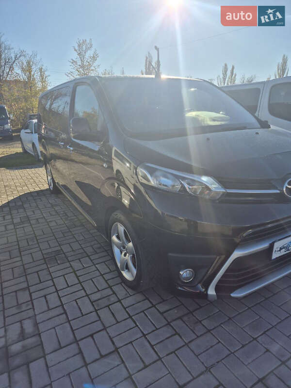 Мінівен Toyota Proace 2018 в Кривому Розі