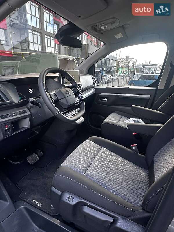 Мінівен Toyota Proace 2024 в Кам'янець-Подільському