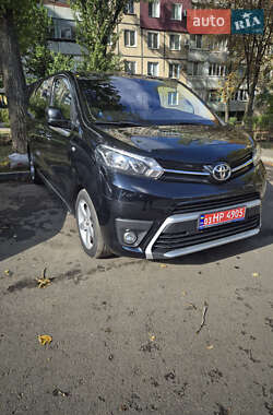 Мінівен Toyota Proace 2018 в Кривому Розі