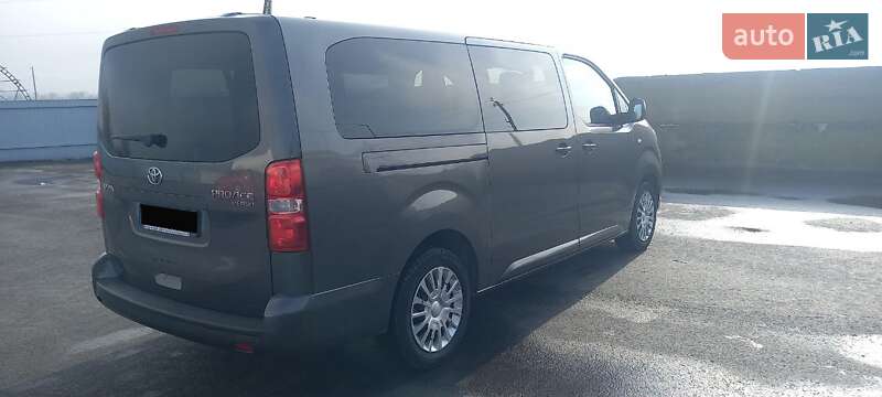 Минивэн Toyota Proace 2023 в Запорожье