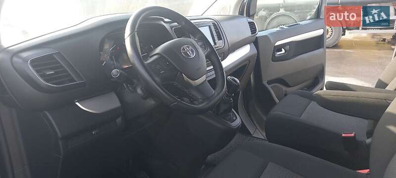 Минивэн Toyota Proace 2023 в Запорожье
