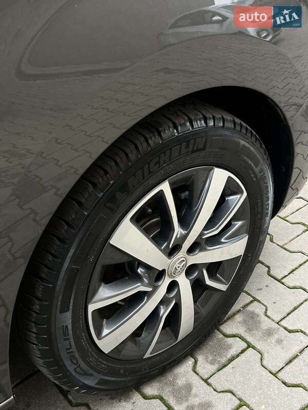 Микроавтобус грузовой (до 3,5т) Toyota Proace 2018 в Черновцах